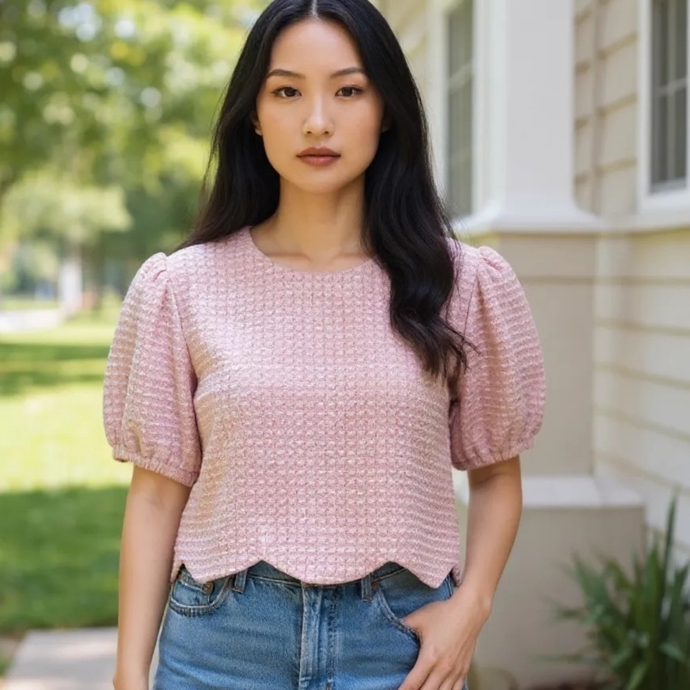 Dream Sister Jane Jacquard Scalloped hem Blouse, New with out Tags